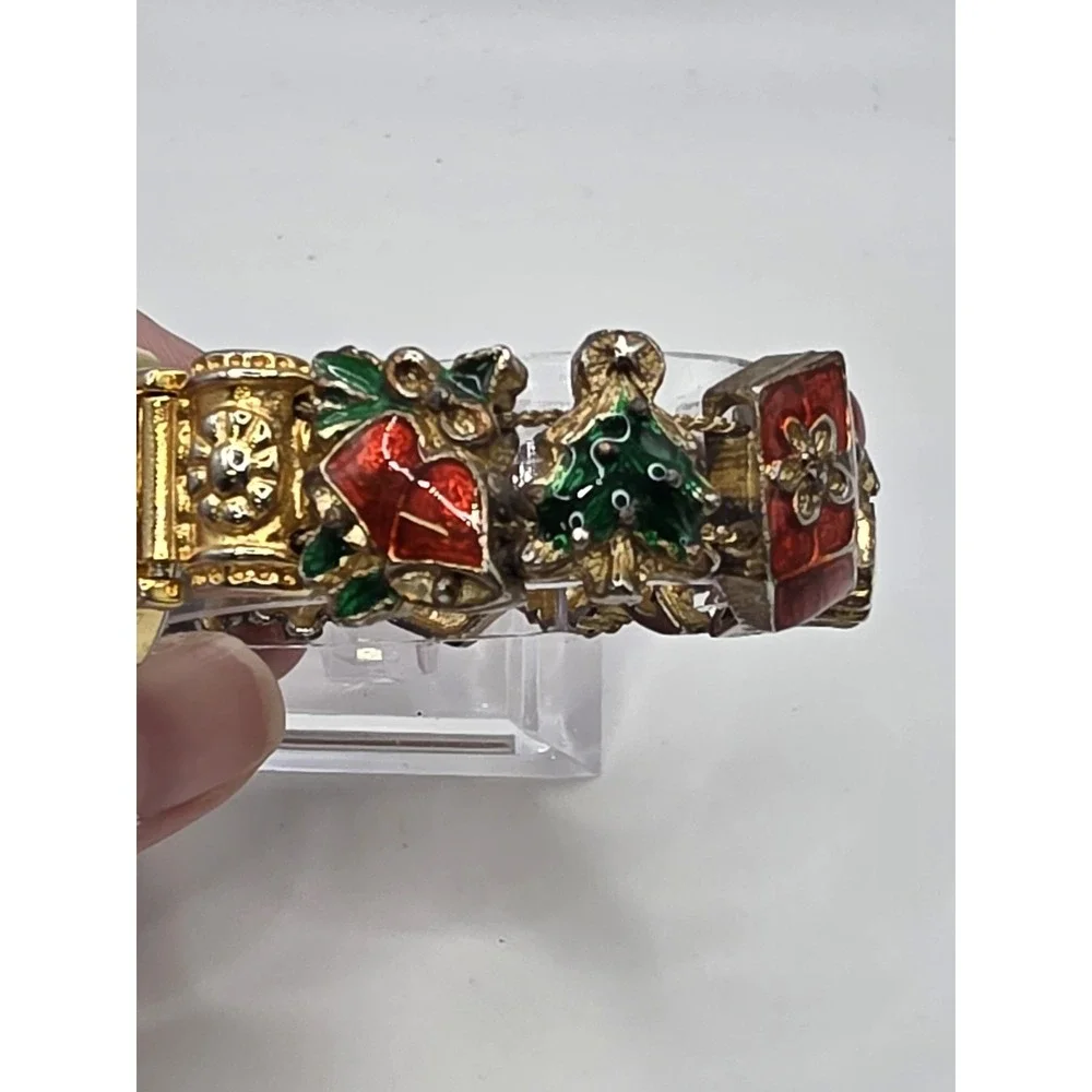 Bond Street Charm Bracelet Quartz Analog Women's Watch Christmas Themed